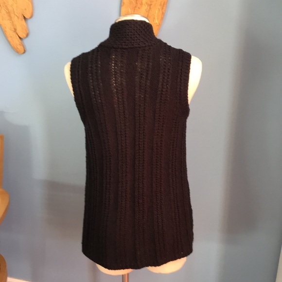 Chico’s black cable knit vest size 0 - Picture 4 of 9